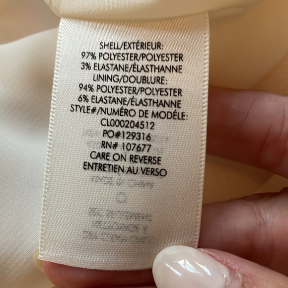 Alice + Olivia Kiro Pleated Should Sheath Dress Sz 6 Color Ecru - Picture 5 of 6